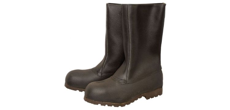 The Outdoor Essential: Military Surplus Boots and Accessories Worth Considering