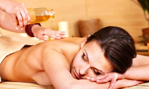 Find Peacefulness Spa Experience in Uttam Nagar.